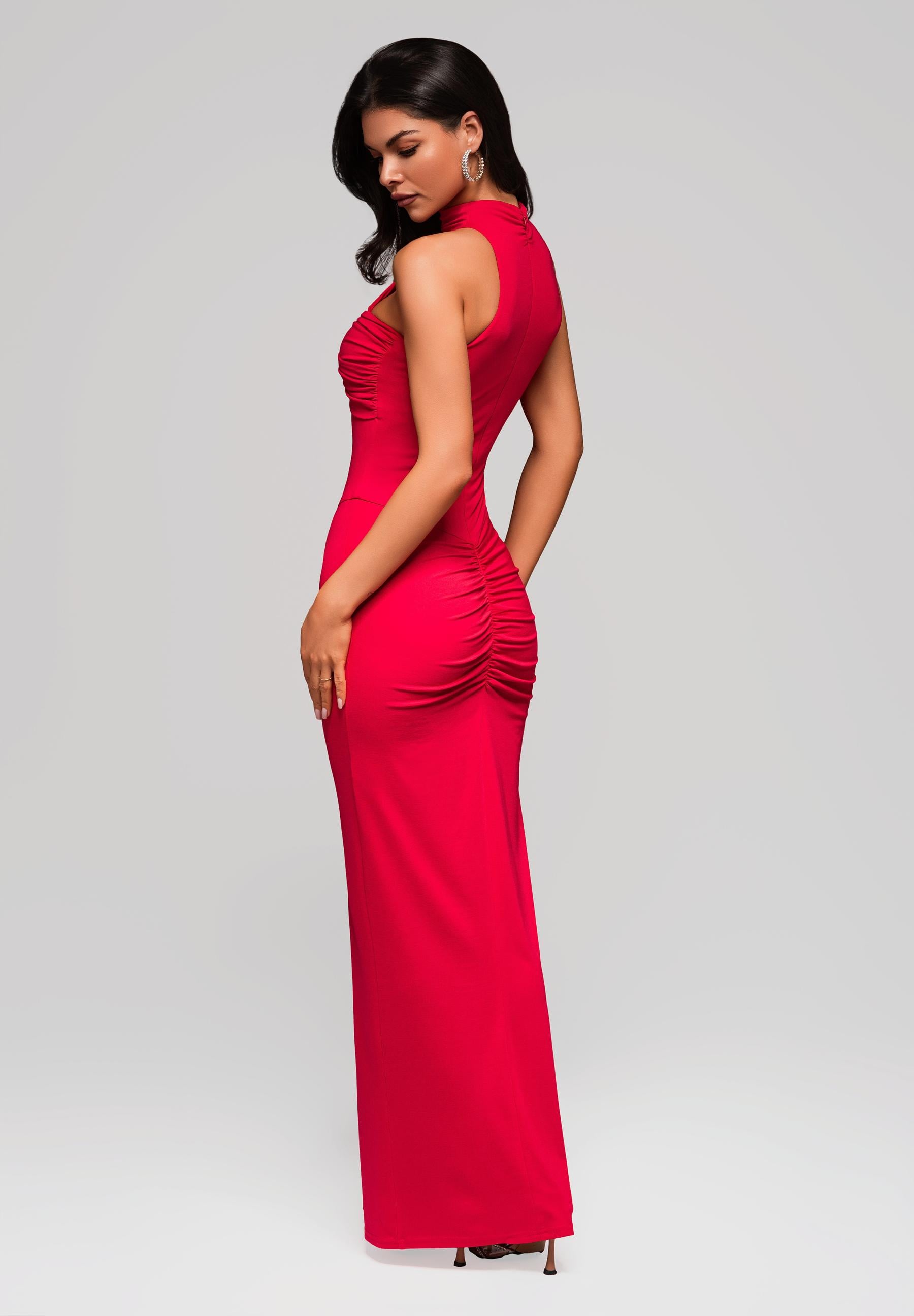 Rotes Maxi-Abendkleid mit Stehkragen und Neckholder — 7