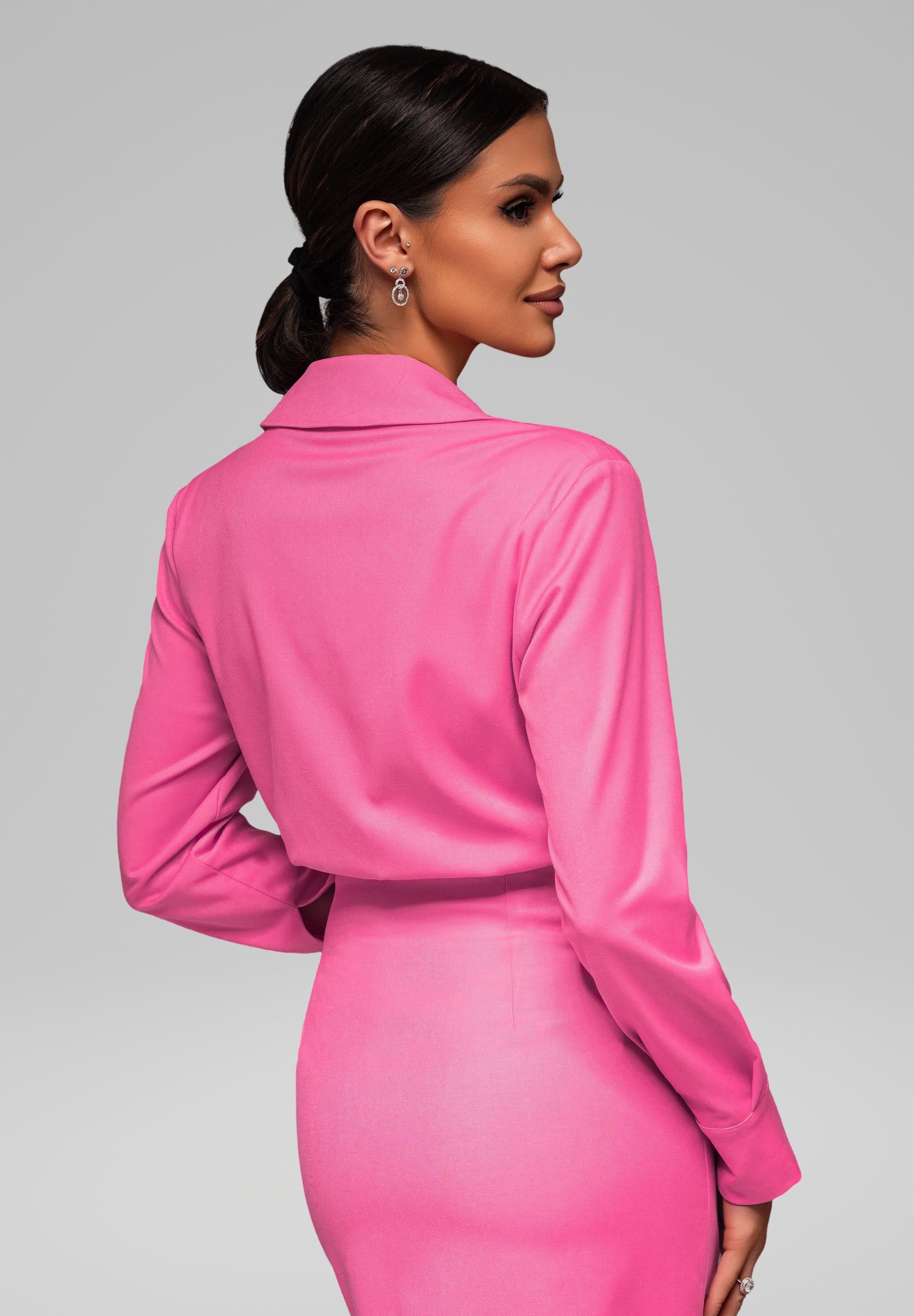 Rosa Mini-Abendkleid mit langen Ärmeln — 6