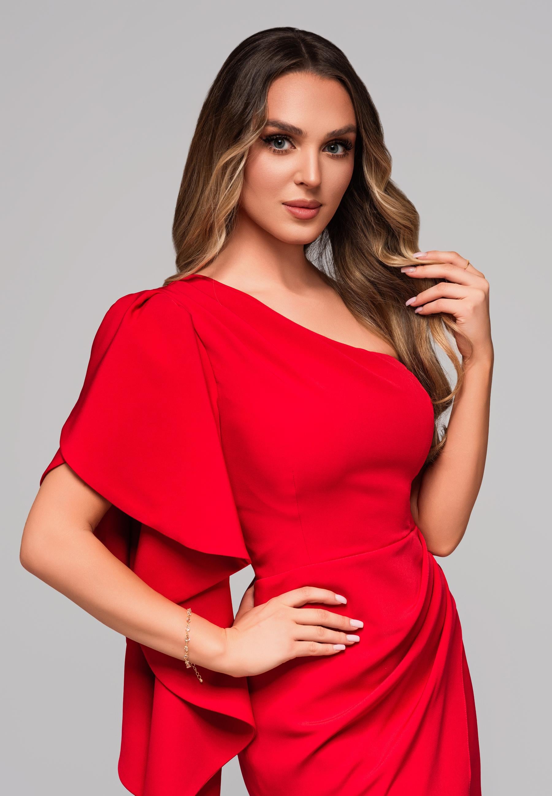 Sukienka wieczorowa czerwona — 6