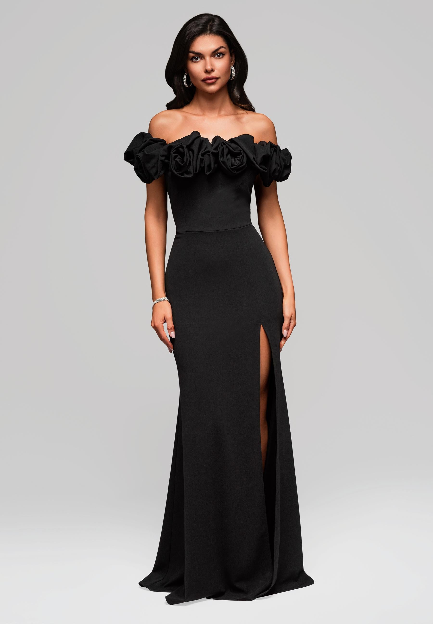 Schwarzes schulterfreies Maxi-Abendkleid — 4