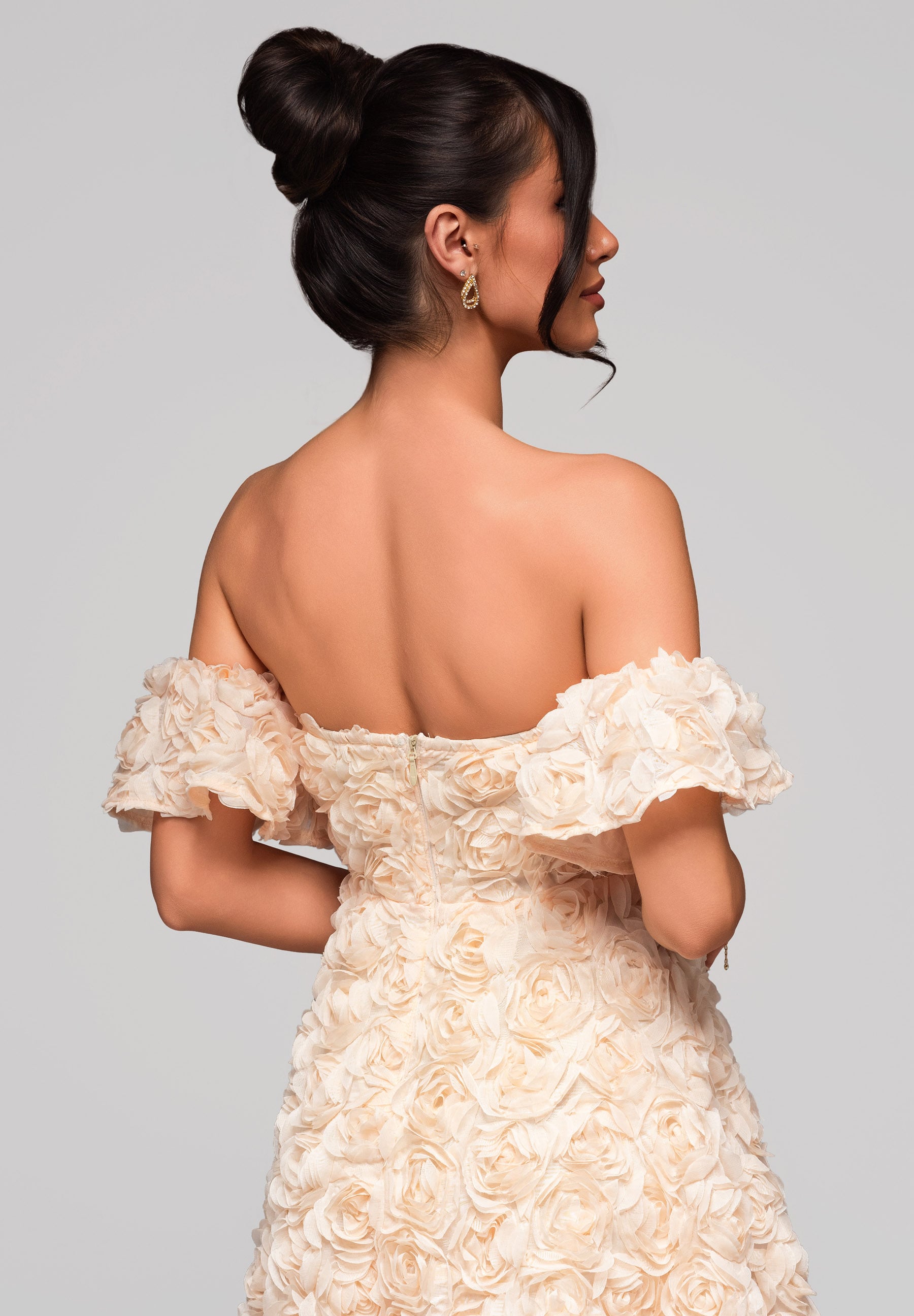 Evening dress ecru — 7