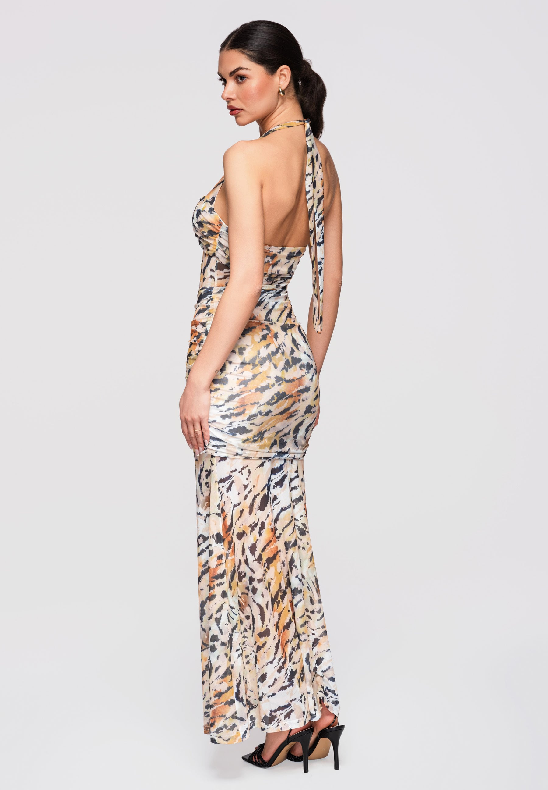 Leopardgemustertes Maxi-Abendkleid mit Herzausschnitt — 3
