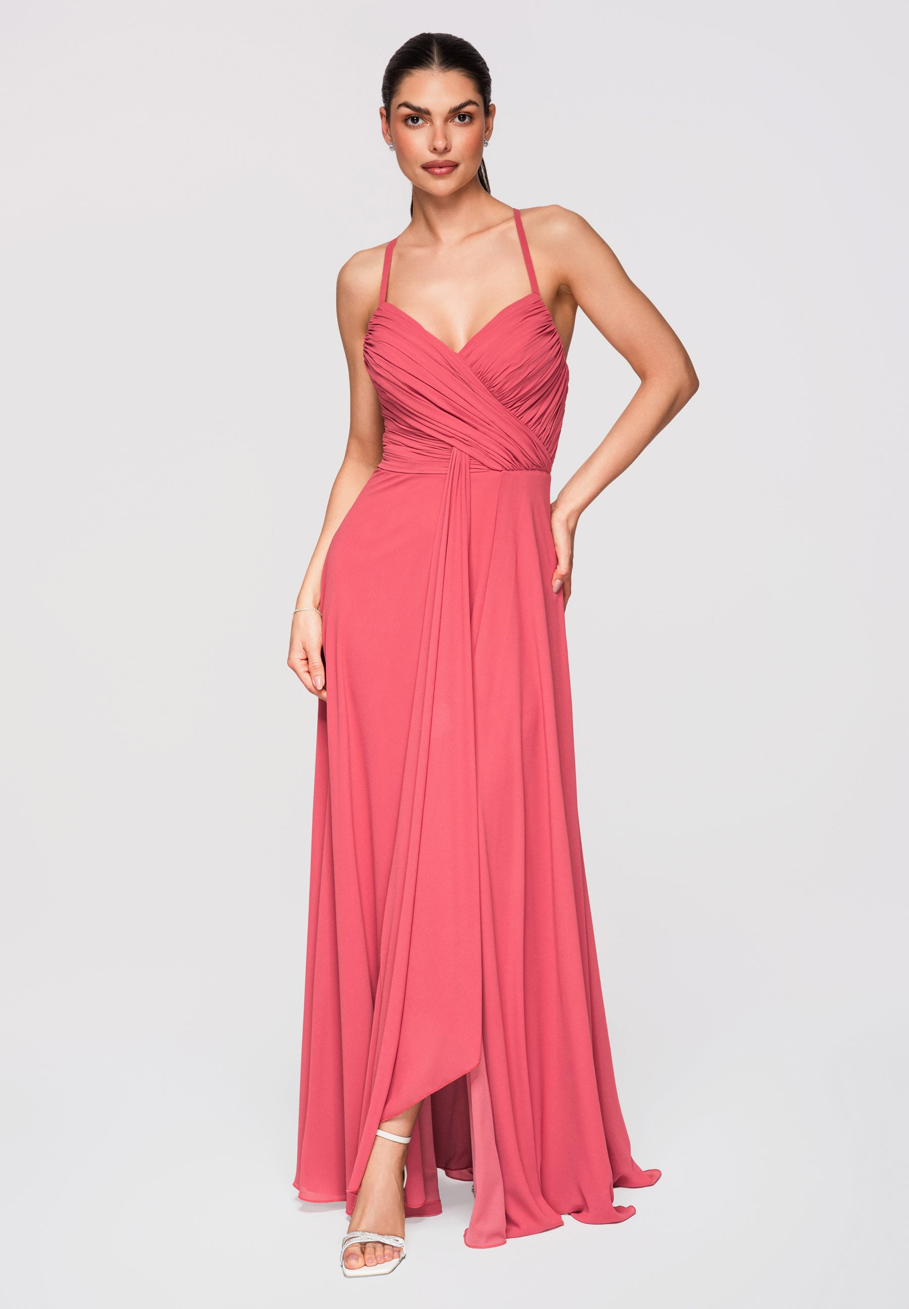 Korallenfarbenes Maxi-Abendkleid mit Wickelausschnitt — 7