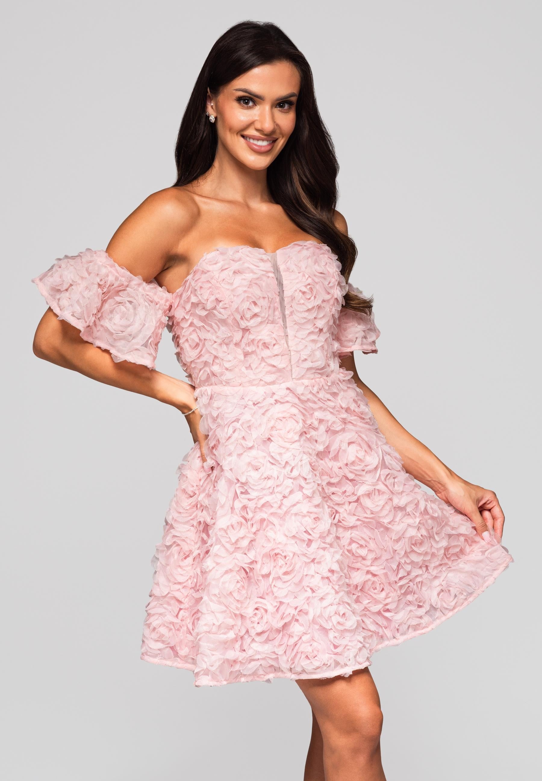 Rosa verziertes Mini-Abendkleid mit Herzausschnitt — 4