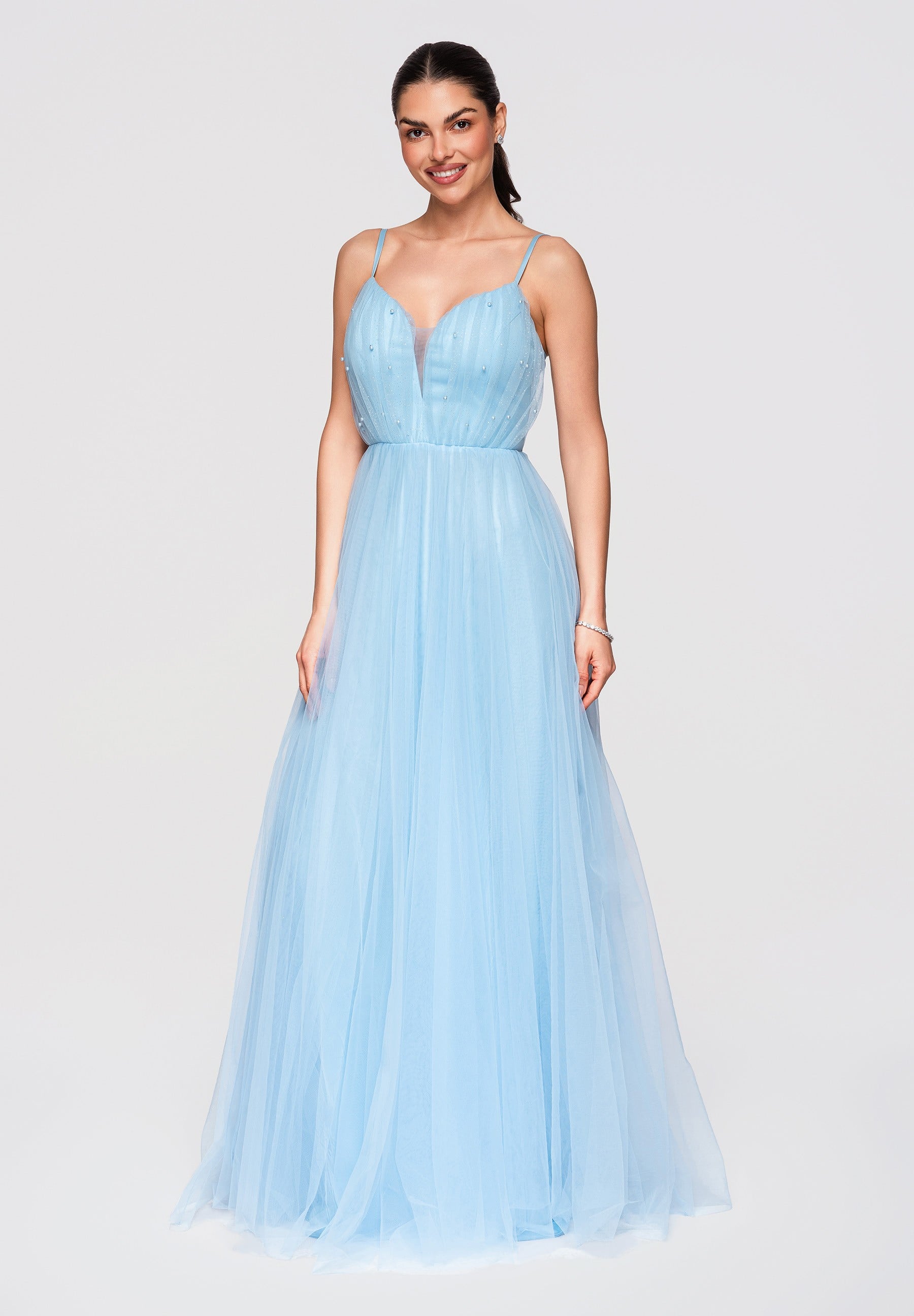 Blaues Maxi-Abendkleid aus Tüll — 6