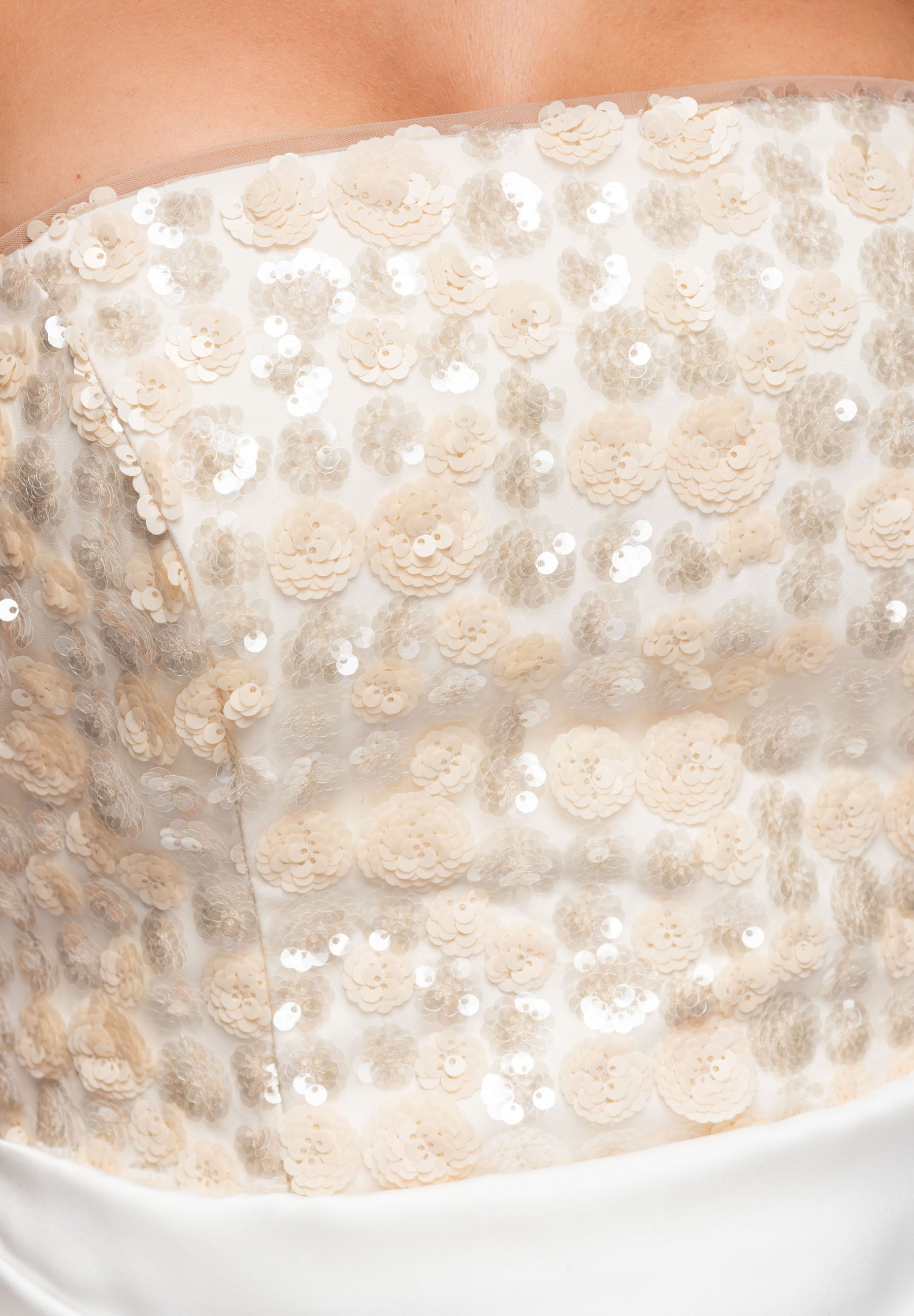Evening dress ecru — 7