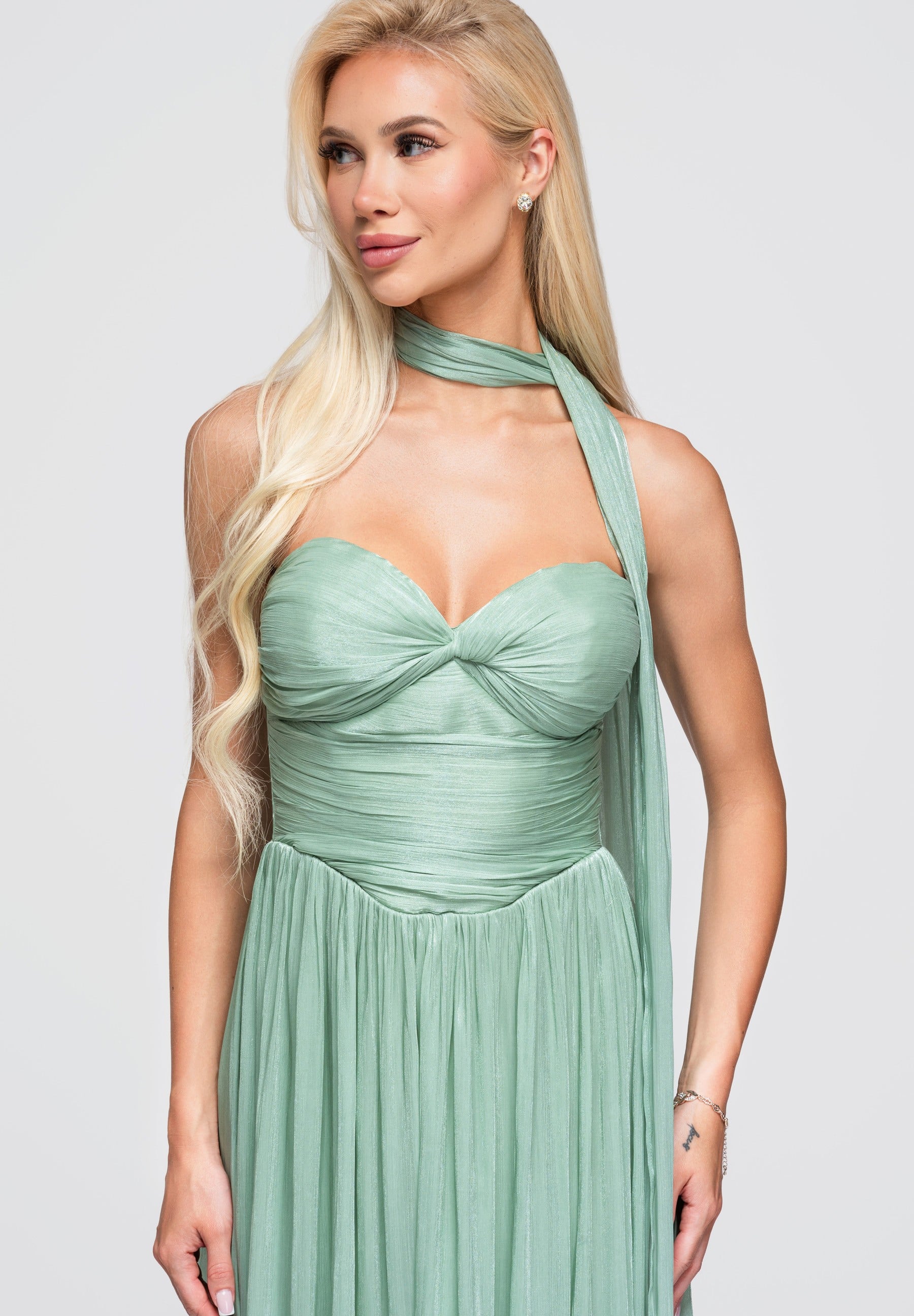 Evening dress light green — 4