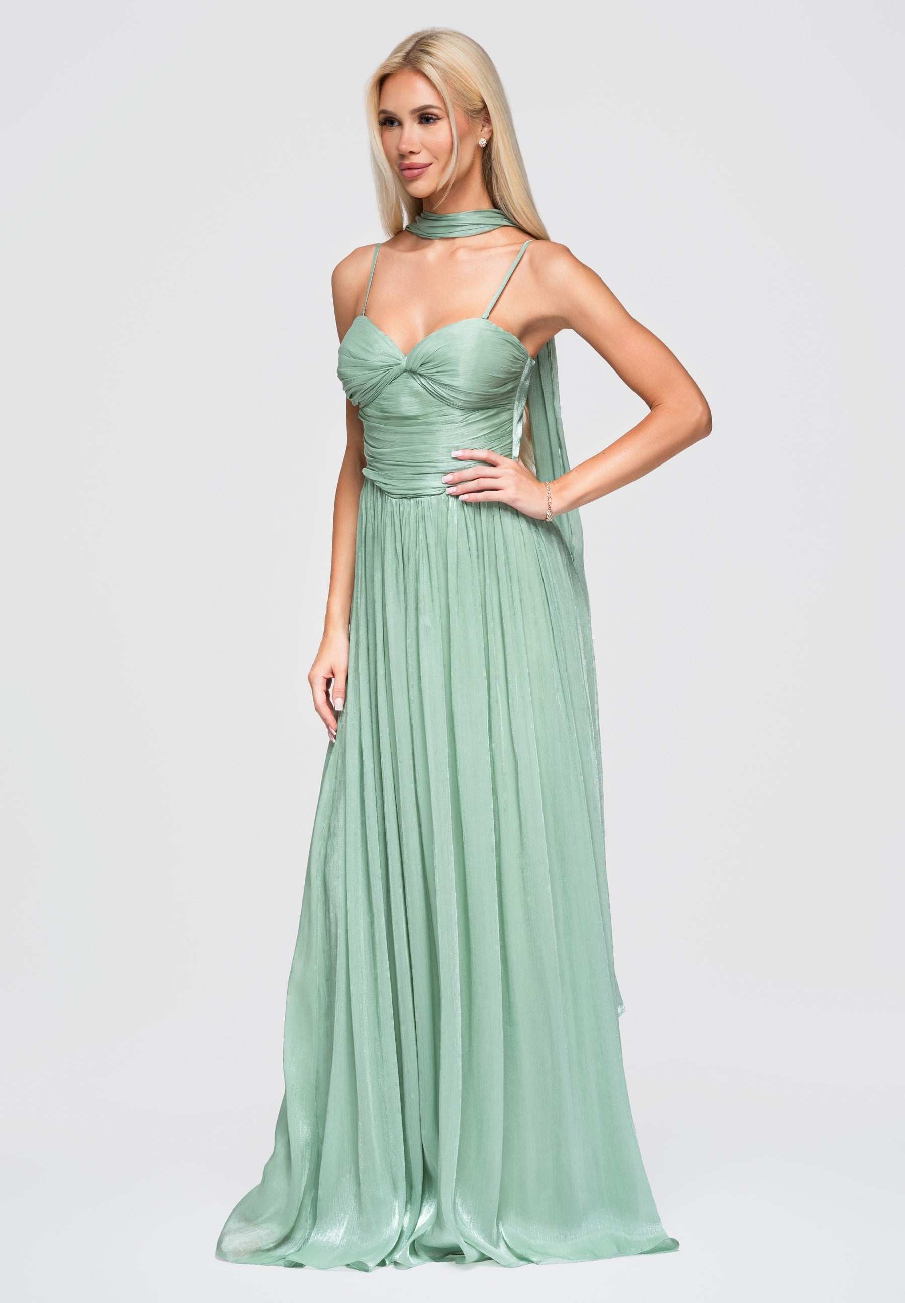 Evening dress light green — 5