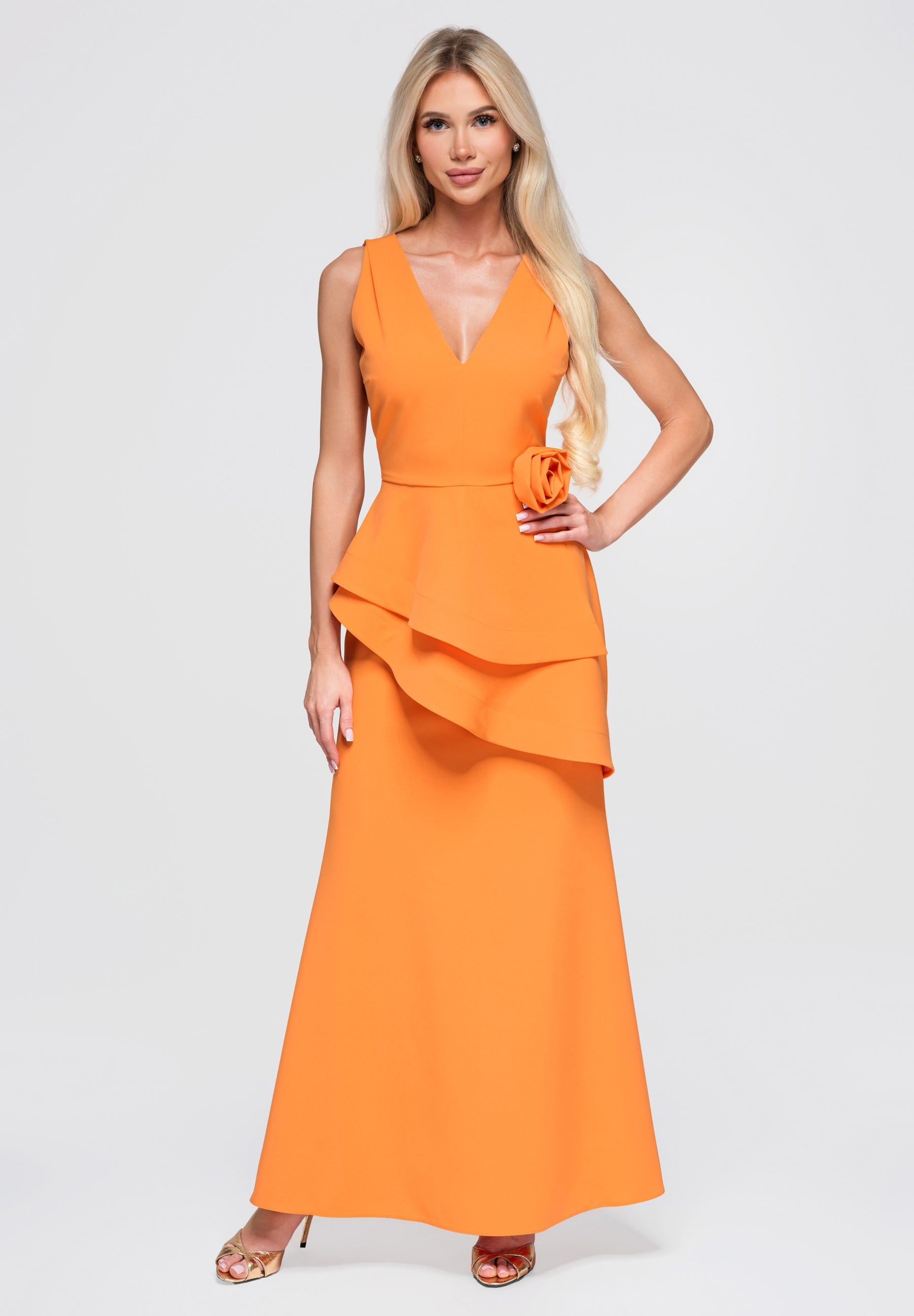 Orangefarbenes Maxi-Abendkleid mit V-Ausschnitt — 6