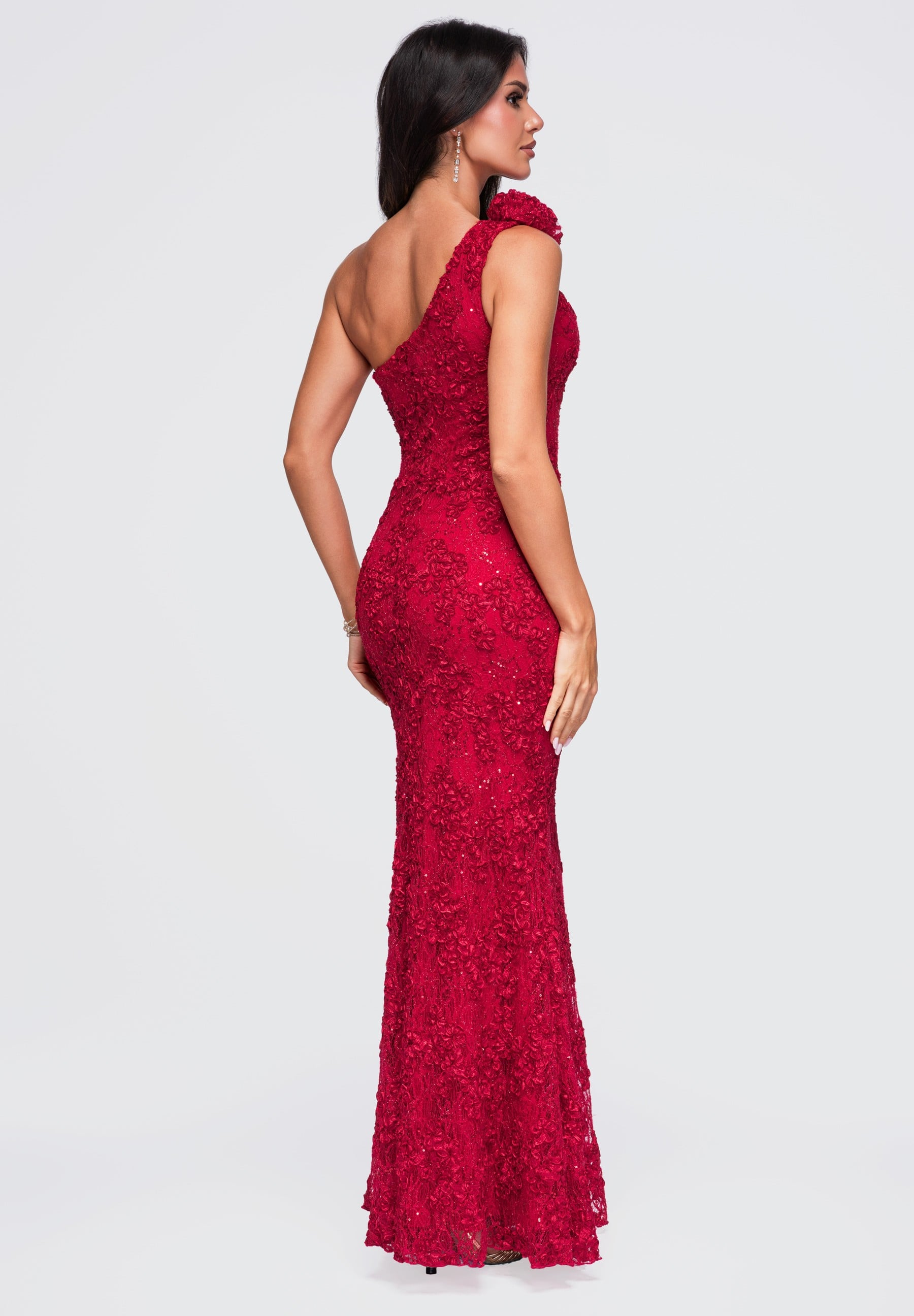 Rotes Maxi-Abendkleid aus Spitze — 5