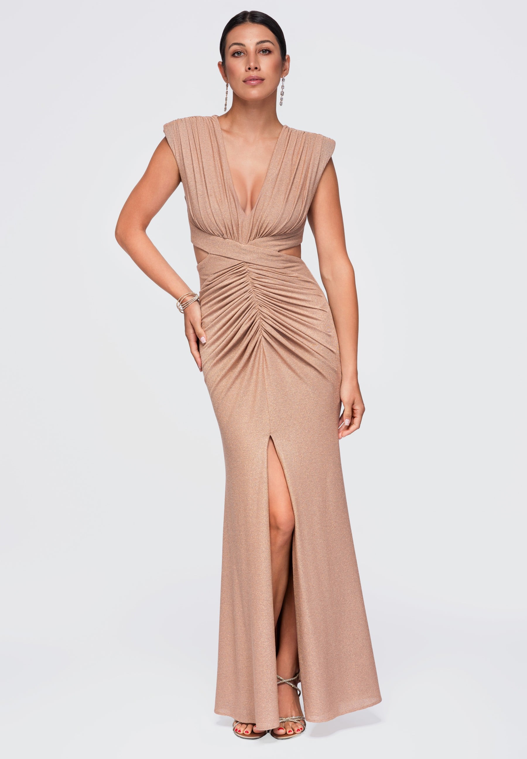 Beiges glänzendes Maxi-Abendkleid — 1