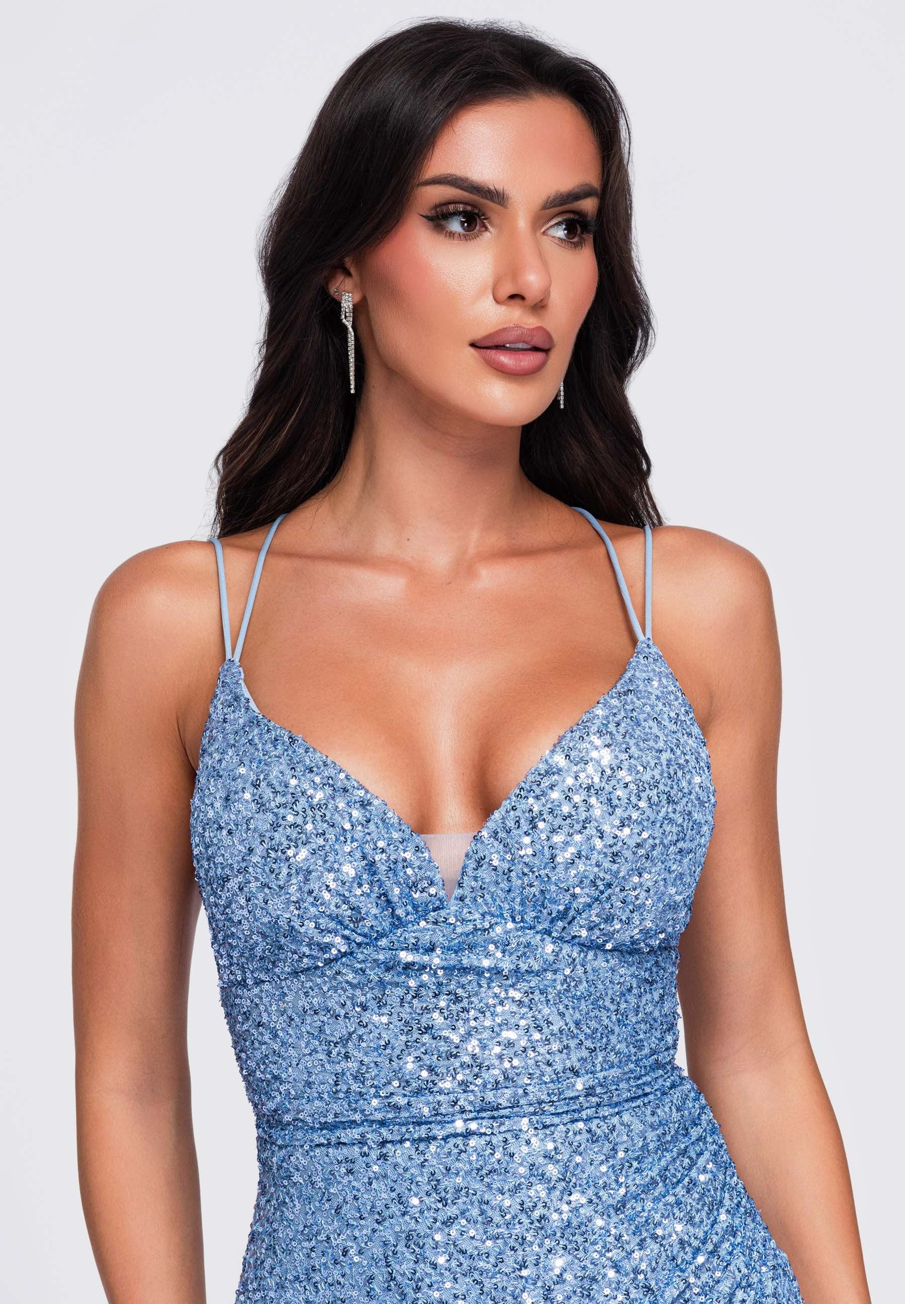 Blaues Maxi-Abendkleid mit Pailletten und Herzausschnitt — 2