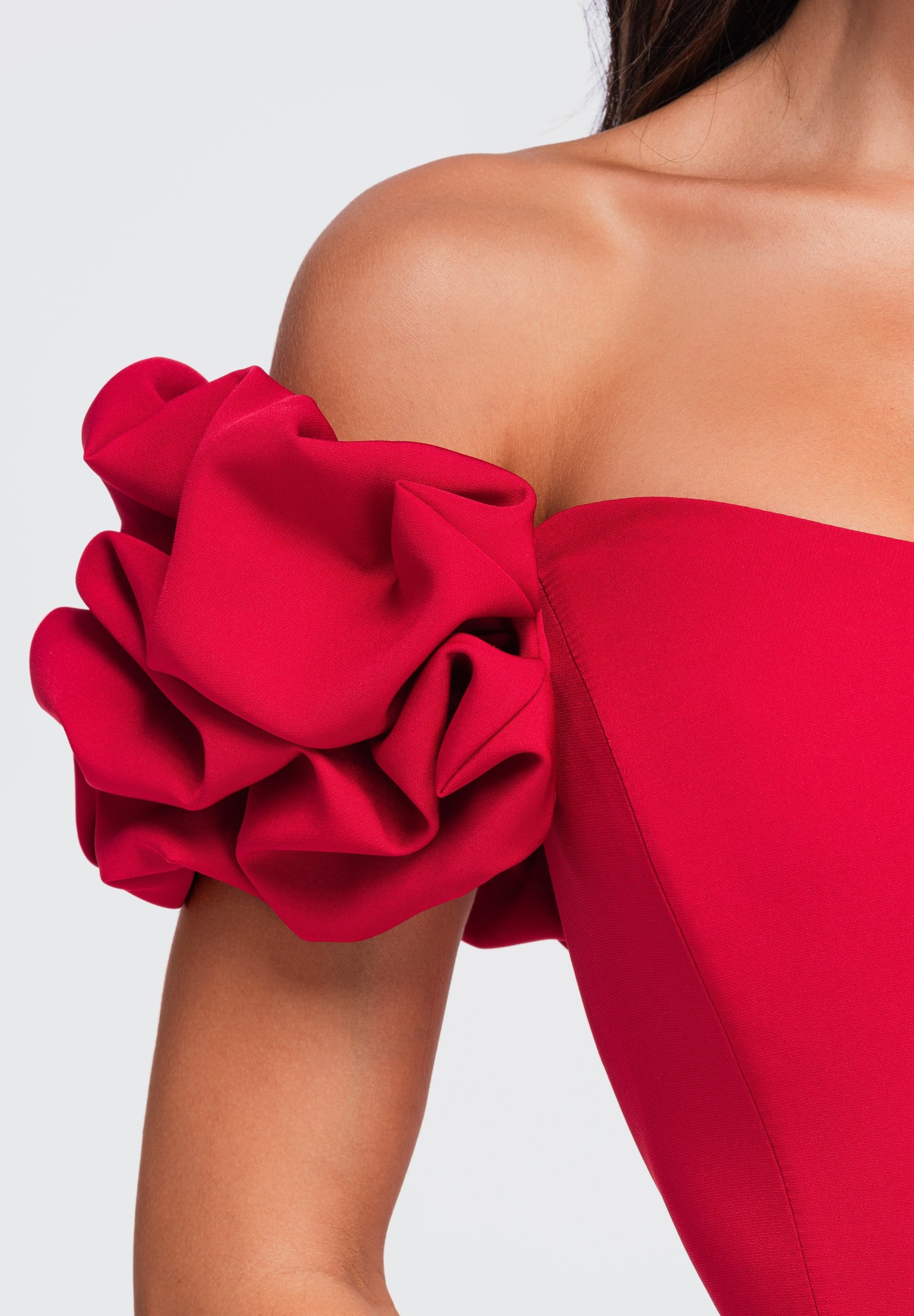Rotes Maxi-Abendkleid mit Herzausschnitt — 8